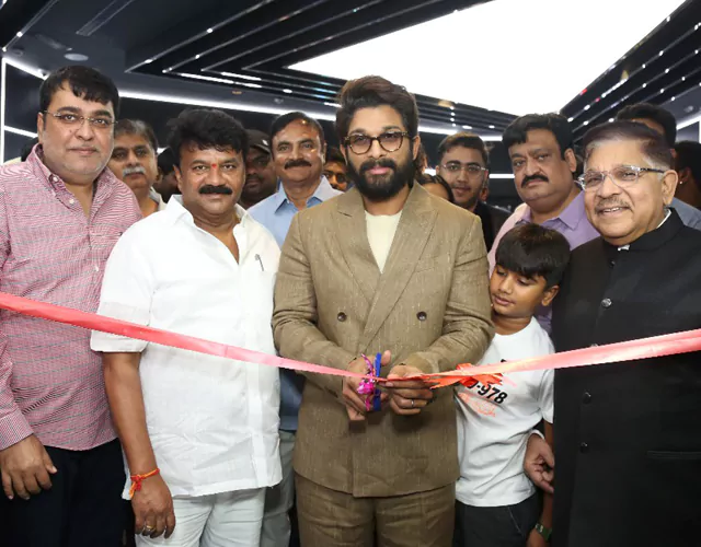 Allu Arjun Launched AAA Cinemas Multiplex